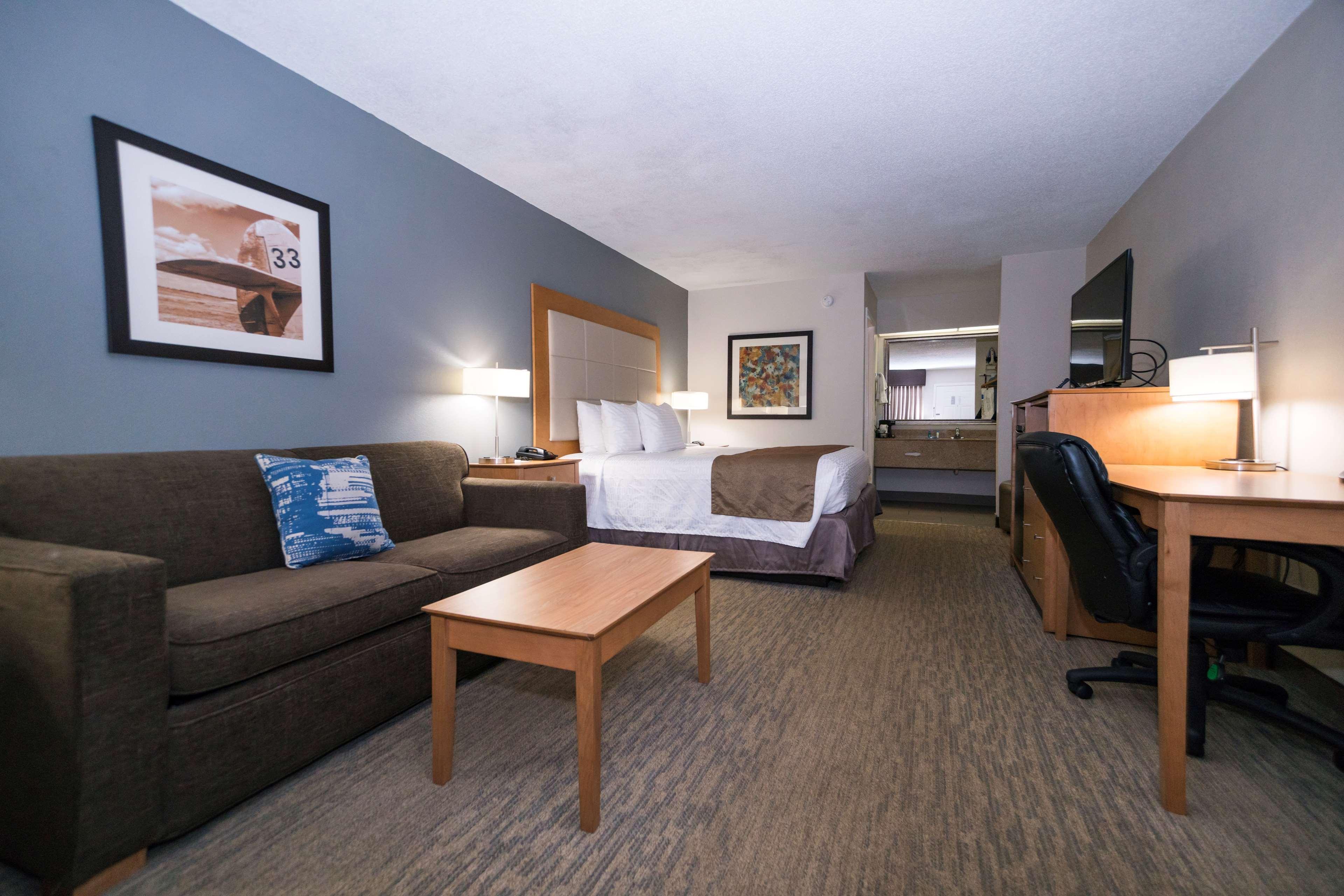 Best Western Airport Inn Pearl Bagian luar foto