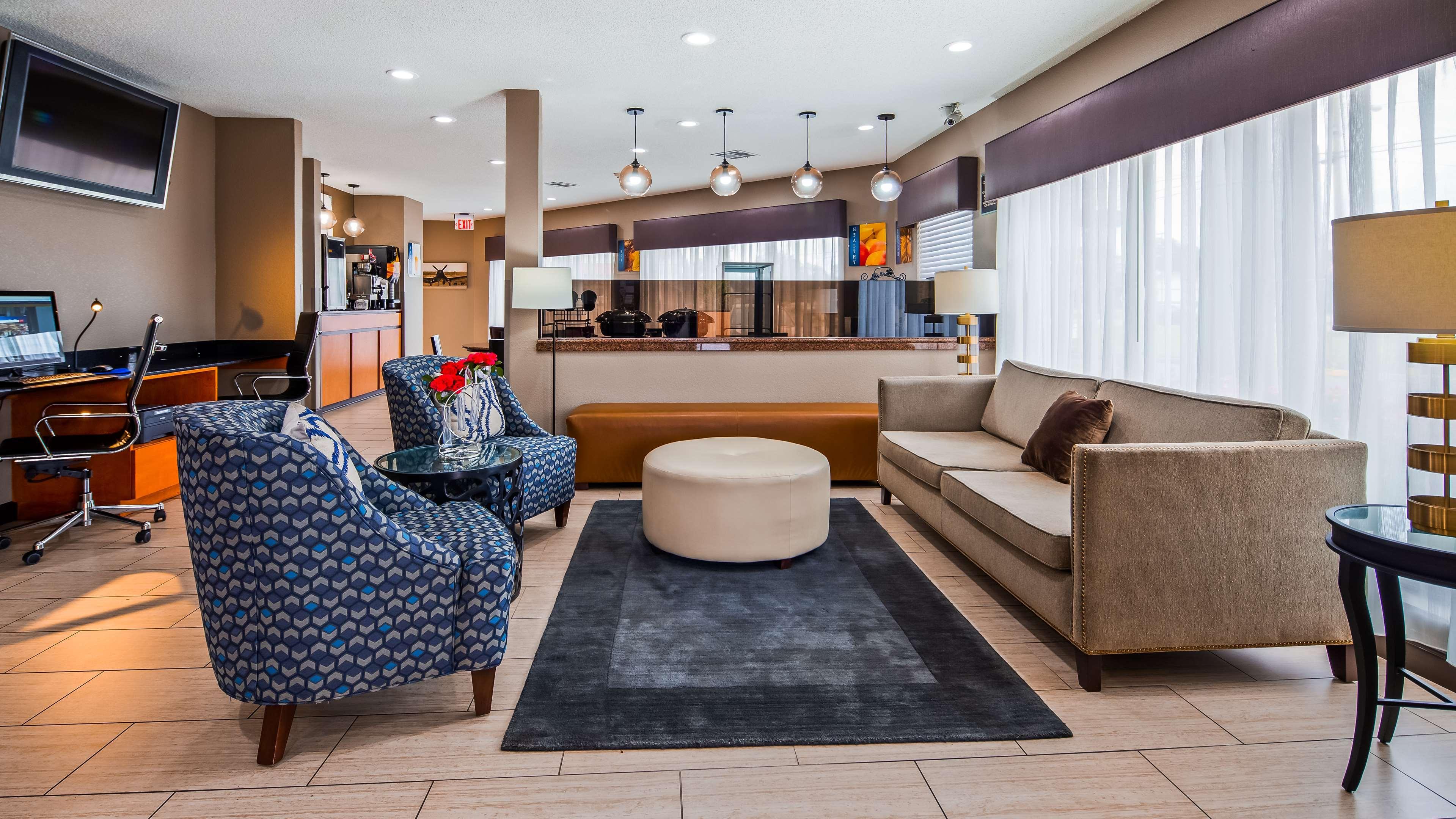 Best Western Airport Inn Pearl Bagian luar foto