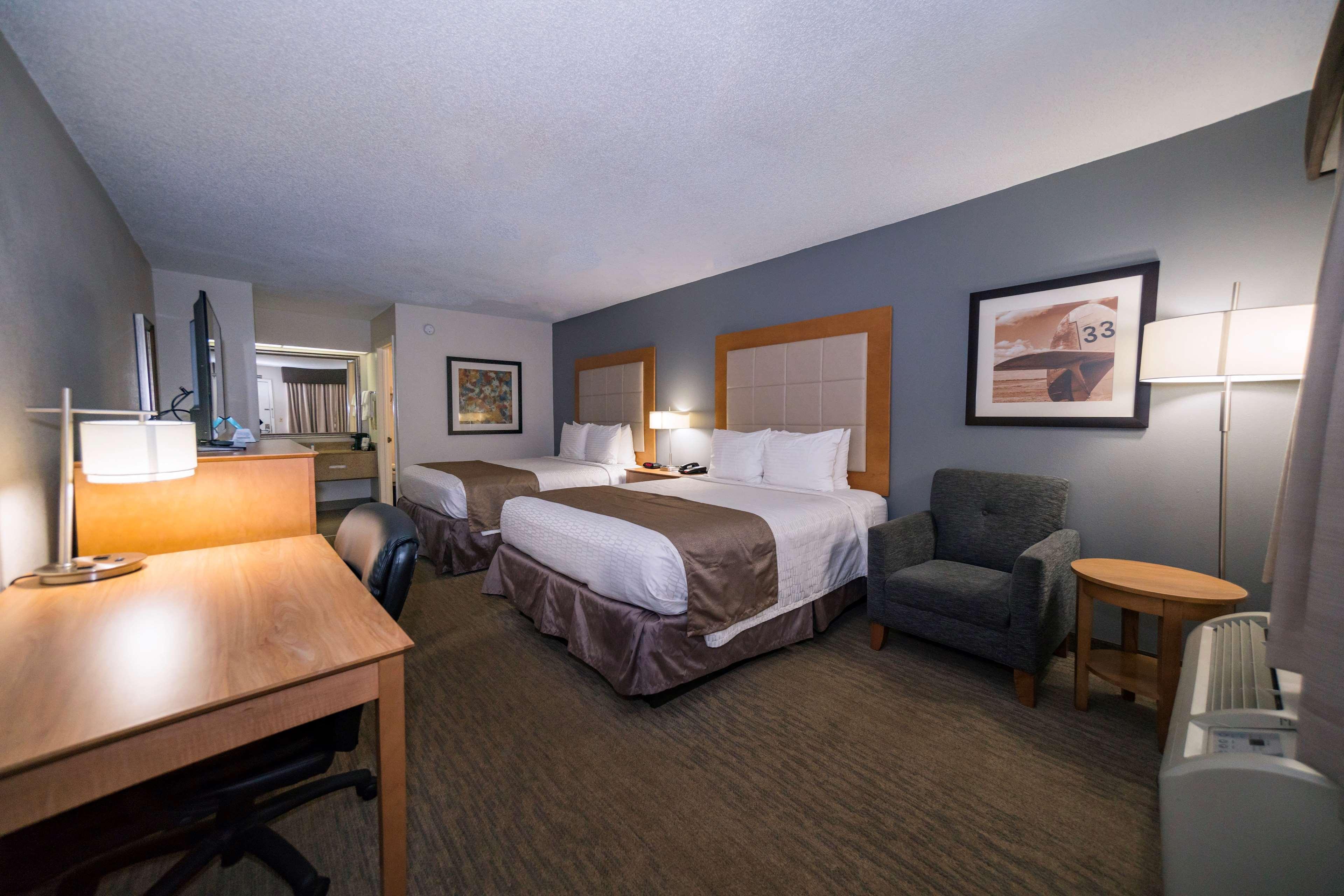Best Western Airport Inn Pearl Bagian luar foto