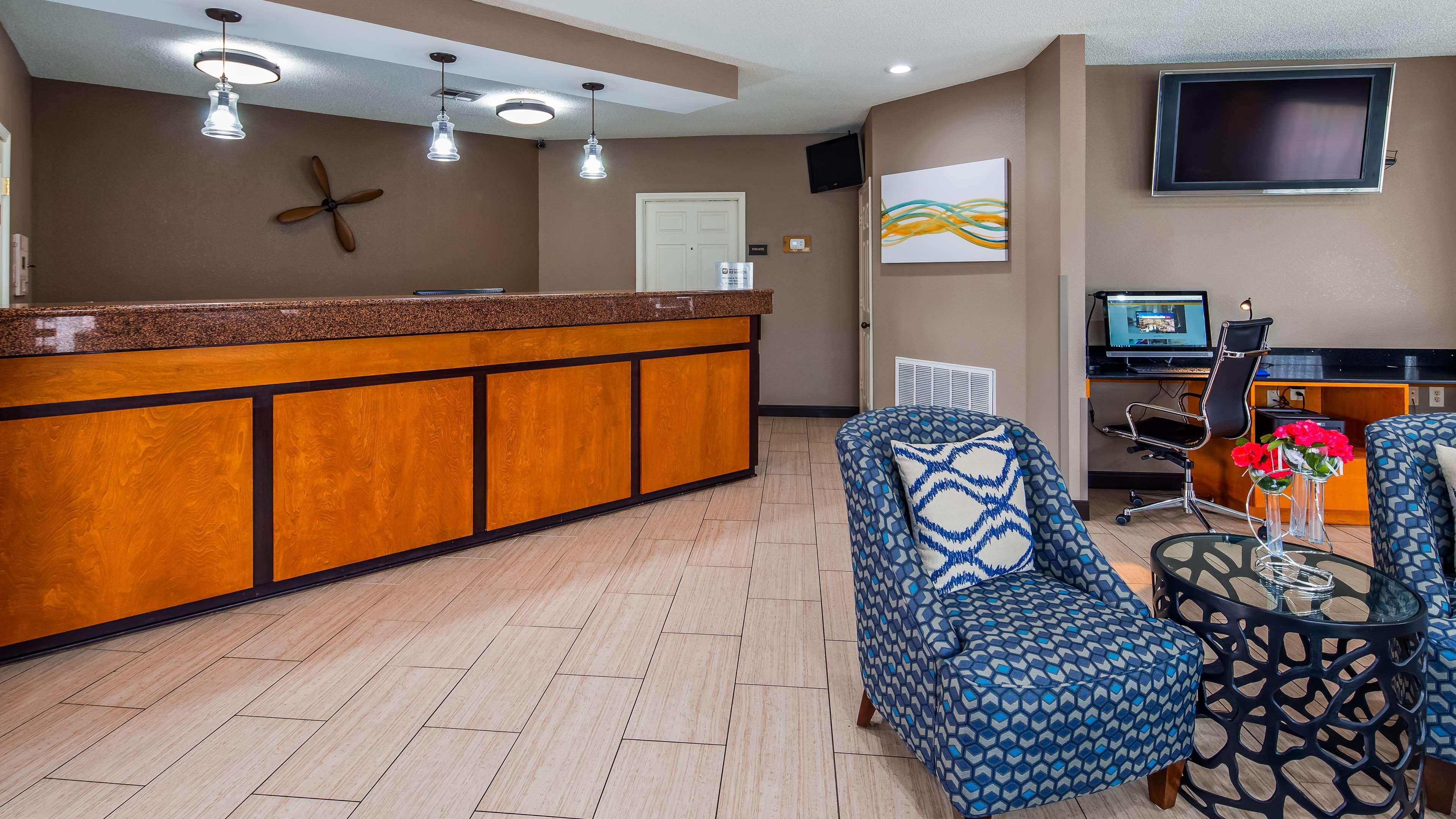 Best Western Airport Inn Pearl Bagian luar foto
