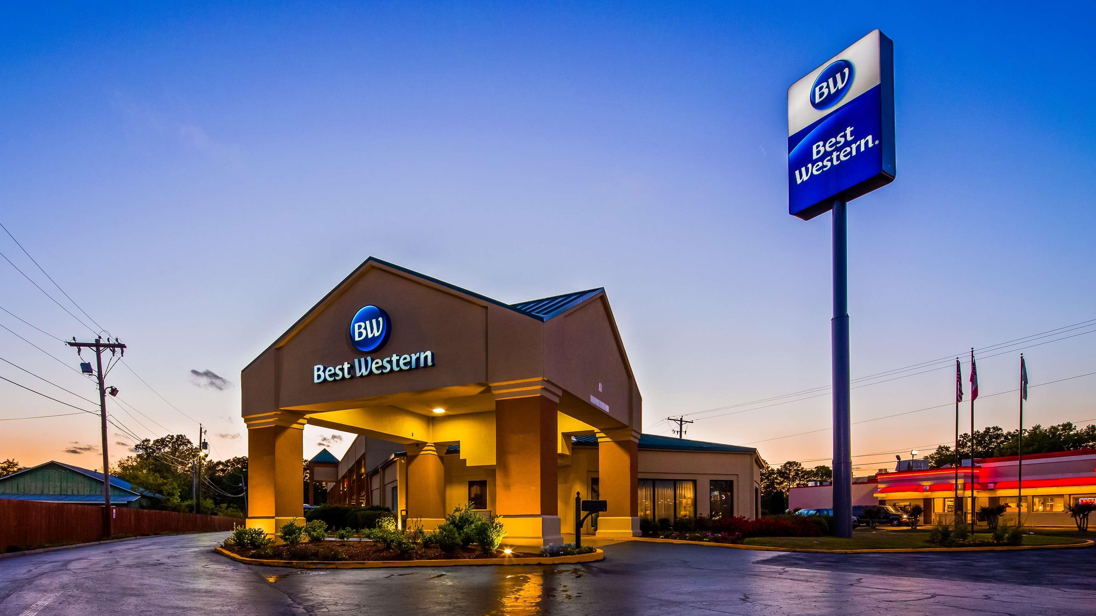 Best Western Airport Inn Pearl Bagian luar foto