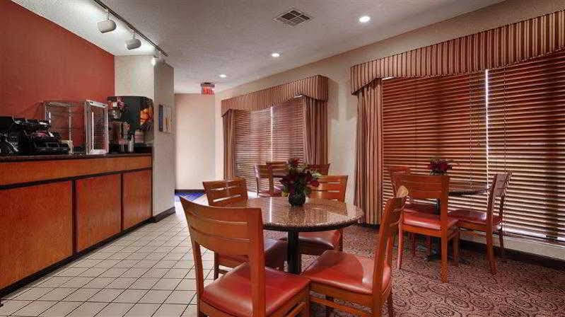 Best Western Airport Inn Pearl Bagian luar foto