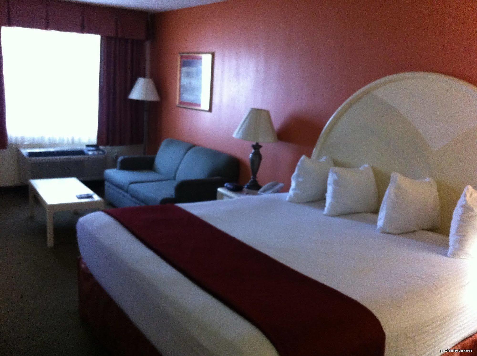 Best Western Airport Inn Pearl Bagian luar foto