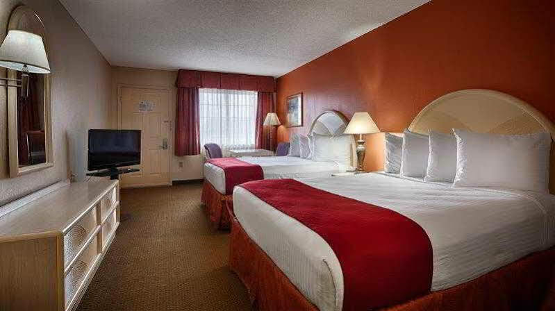 Best Western Airport Inn Pearl Bagian luar foto