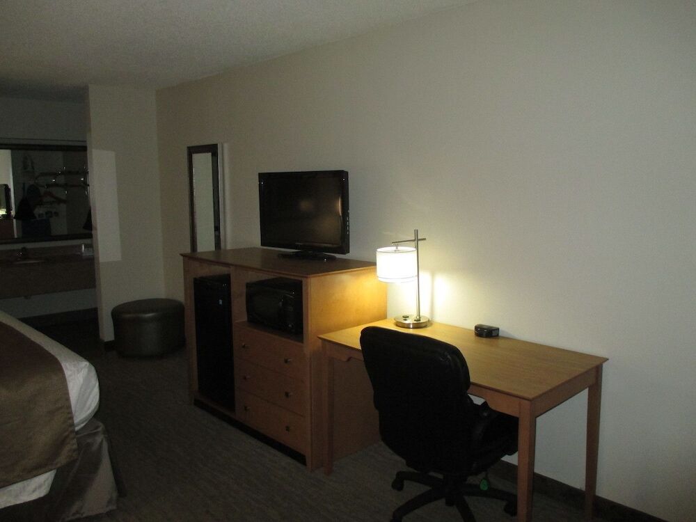 Best Western Airport Inn Pearl Bagian luar foto