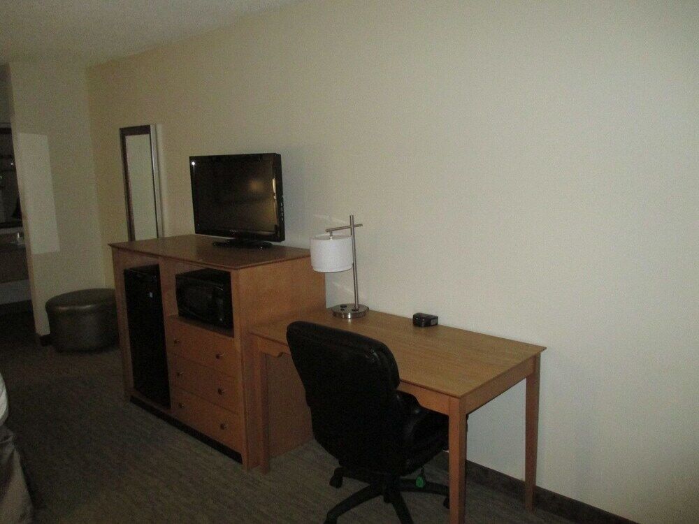 Best Western Airport Inn Pearl Bagian luar foto